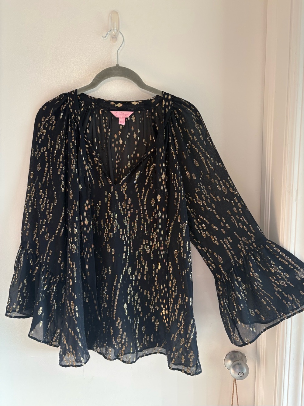 LILLY PULITZER Black & Metallic Gold Ling Sleeve Sheer Blouse! NEW! Small